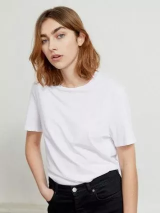 Sustainable white t-shirt from Ninety Percent