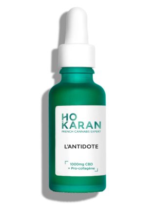 This 2 in 1 product contains 100mg of CBD along with vegan marine microalgae extract to help stimulate collagen production and improve elasticity.